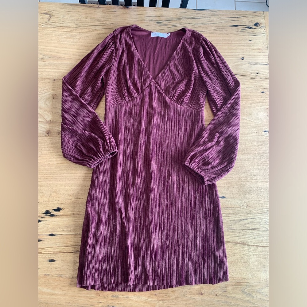 All in Favor V Neck‎ Long Sleeve Burgundy Dress Knee Length Women’s M Preloved